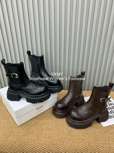 厚底马丁靴女2026秋冬新款圆头切尔西靴英伦风皮带扣机车短筒靴子