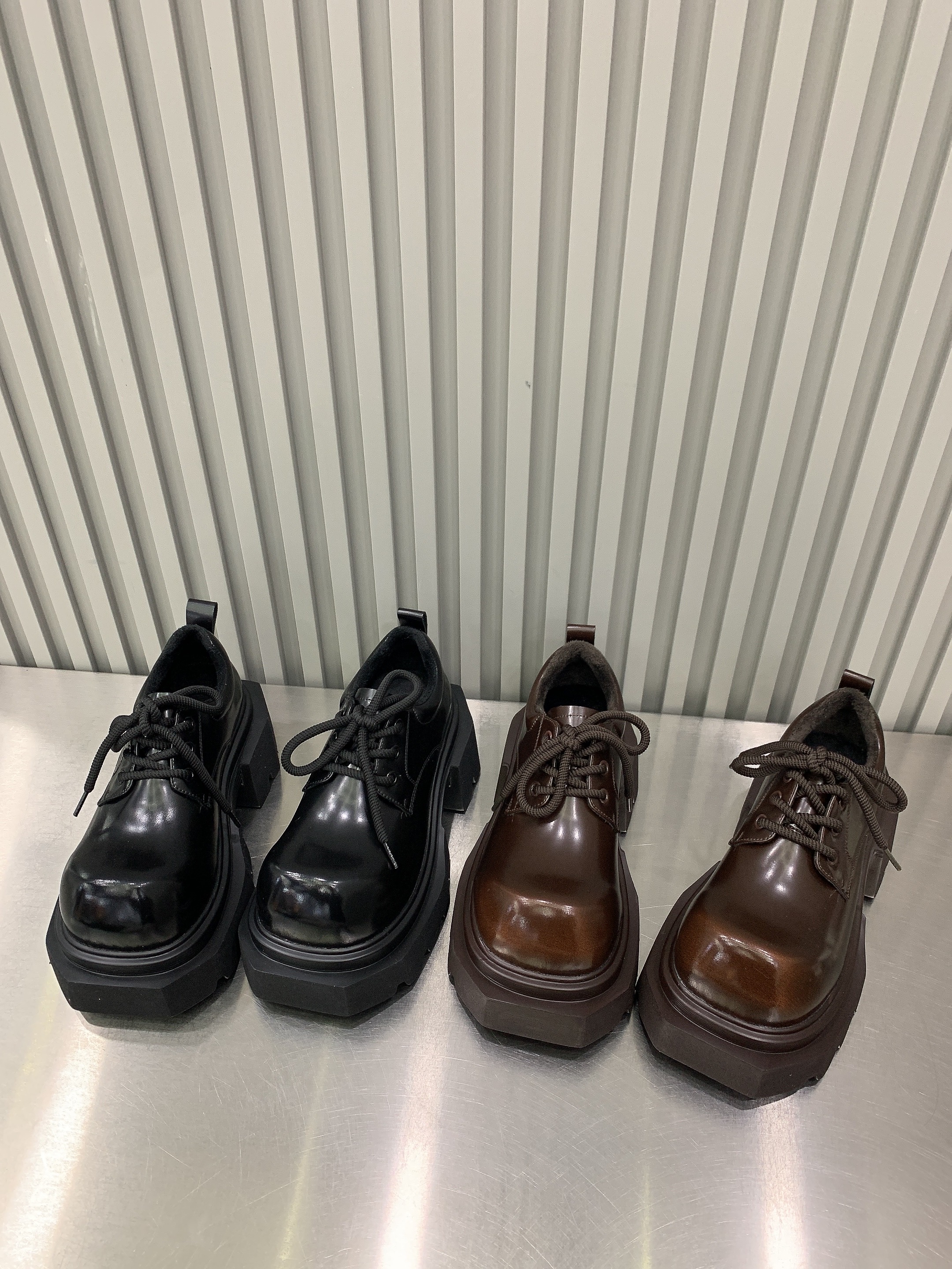 加绒厚底小皮鞋女2025新款冬季小个子内增高百搭系带休闲乐福鞋潮