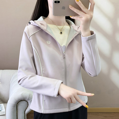 户外软壳衣女防风防泼水连帽两件套可拆卸登山服加绒保暖外套探拓