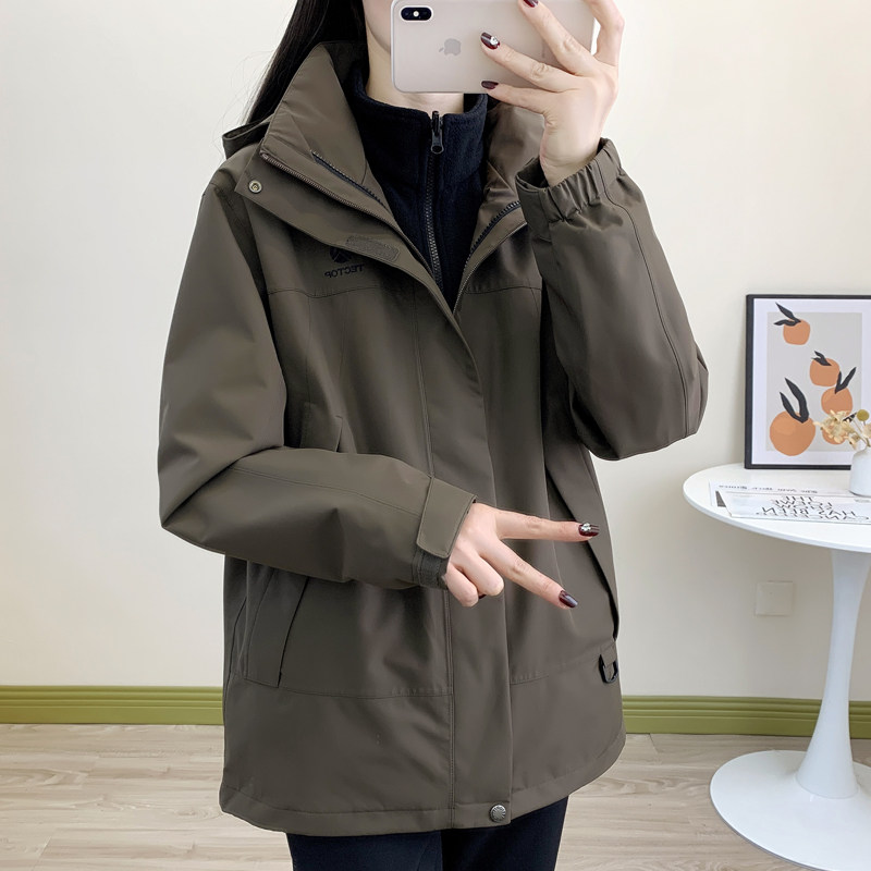 新款户外冲锋衣女三合一可拆卸两件套摇粒绒内胆登山服防寒外套男