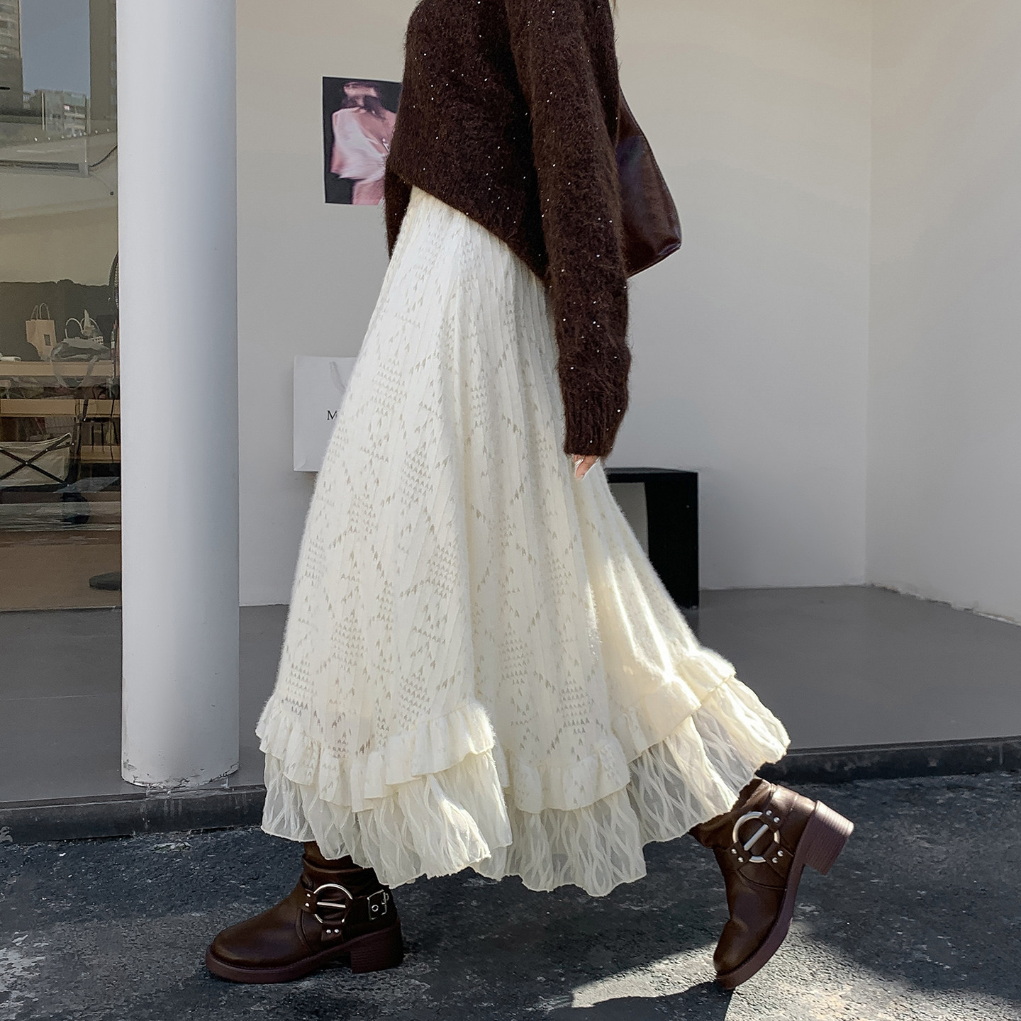 蕾丝肌理拼接半身裙女秋季法式优雅a字下摆不规则长裙子