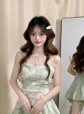 2025春季新款少女风甜美绿色无袖吊带裙学生收腰显瘦不规则中长裙