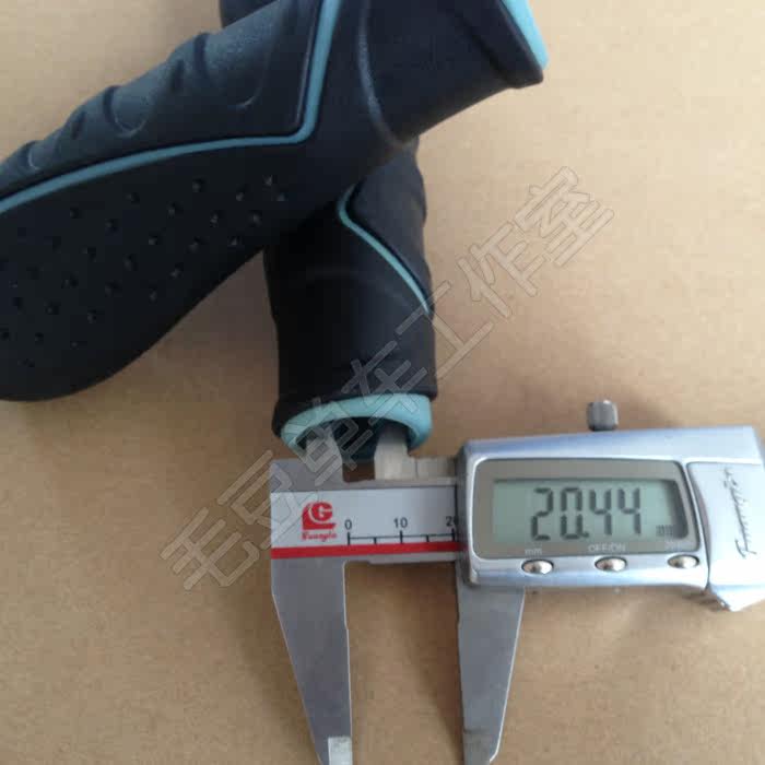 Poignées de vélo - Ref 2342246 Image 4