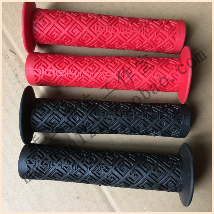 Poignées de vélo - Ref 2355579 Image 1