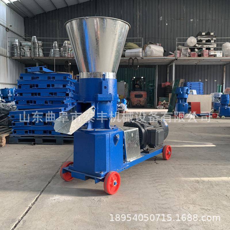 养殖饲料机家用型颗粒饲料机养兔子用平模造料机饲料颗粒机