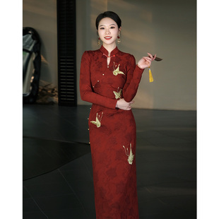 红色旗袍女气质礼服敬酒服 国风长袖 鹿与玫瑰2025新款 秋冬新中式