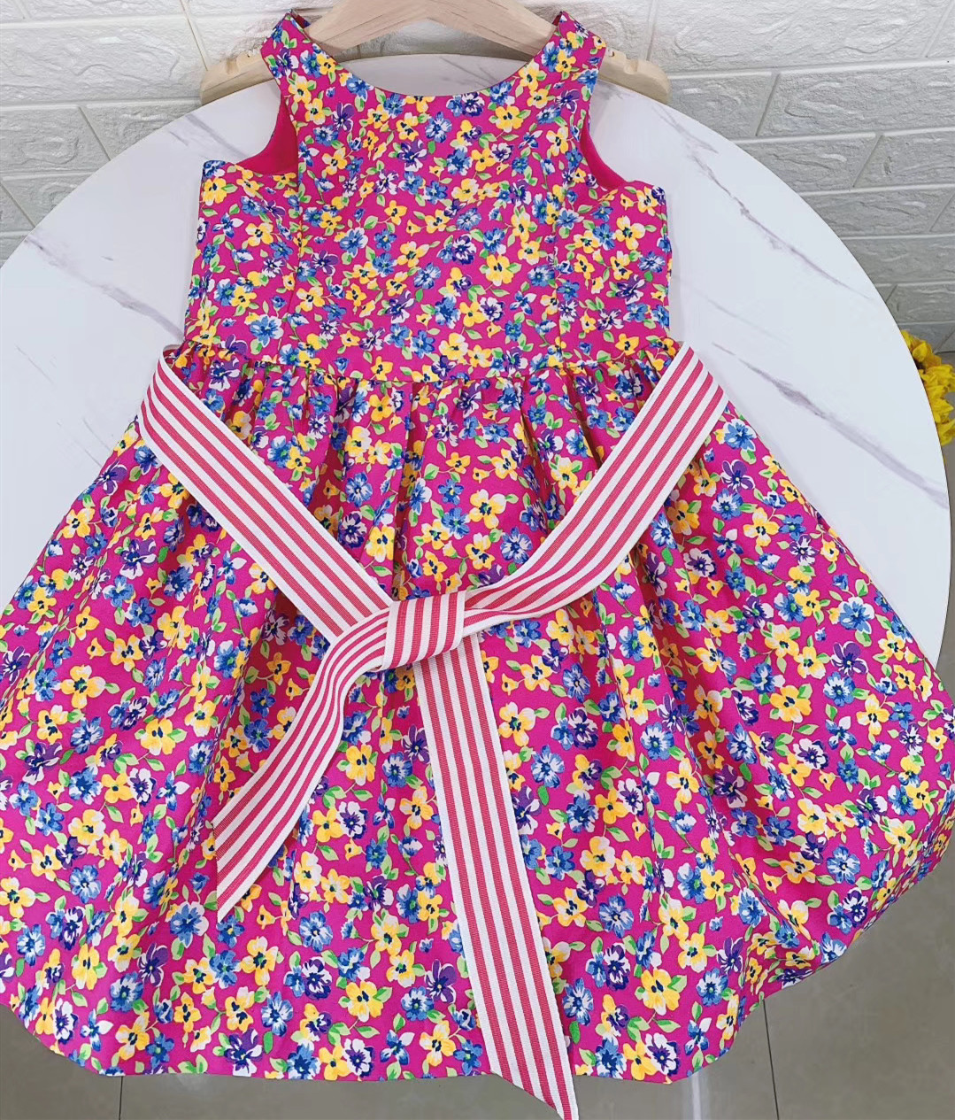 童装美国小碎花收腰简约风背心裙