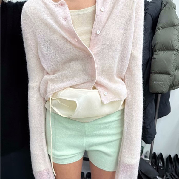 Exclusive type 秋季新款温柔系淡粉色雾感薄款百搭毛针织衫开衫