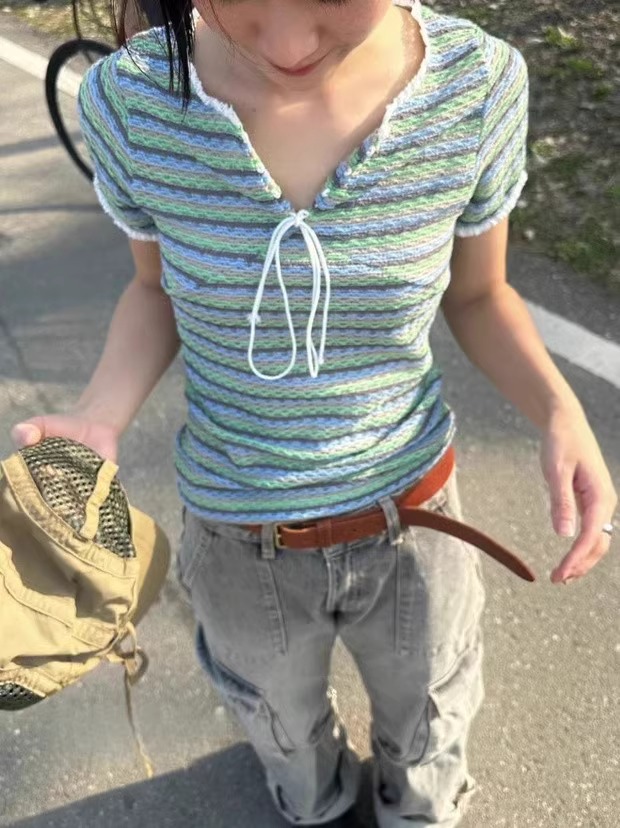 Exclusive type 夏日街头彩色条纹复古撞色度假感薄针织短袖T恤衫