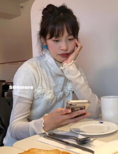 Exclusive 复古花朵小中领半袖 叠穿百搭显瘦针织衫 type23FW新中式