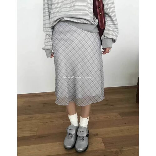 格纹钩花下摆高腰修身中款半身裙