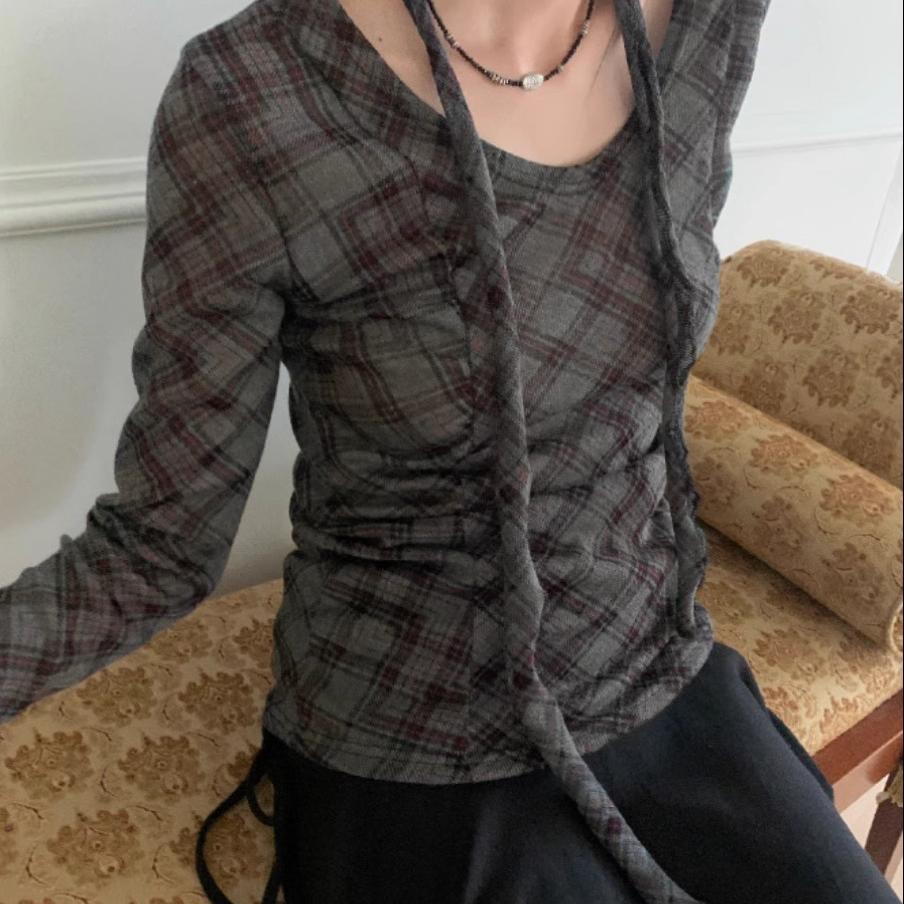 窄条围巾V领修身长袖T恤上衣