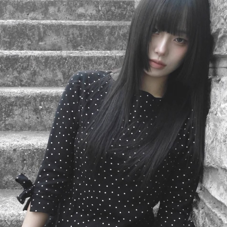 波点蝴蝶结七分袖百搭休闲T