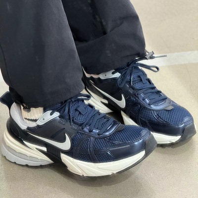 耐克V2K RUN男子运动鞋复古厚底老爹鞋休闲跑步鞋HJ4497-400