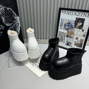 卡皮巴拉2025新款 雪地靴 磨砂真皮平底内增高羊羔毛毛秋冬百搭女鞋