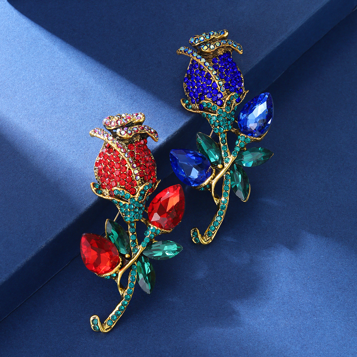 高级感复古气质玫瑰花胸针奢华优雅女士西装大衣胸花别针配饰批发