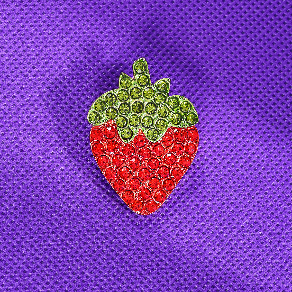 韩版时尚水果胸针精致可爱合金水钻饰品别针甜美风服装外套胸花,饰品/流行首饰/时尚饰品新,胸针,淘宝优惠券,粉丝福利购,淘宝优惠卷