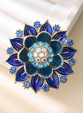 高级感立体蓝莲花胸针合金水钻复古国风珐琅旗袍配饰胸花领针批发