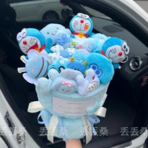 叮当猫卡通玩偶花束送女友