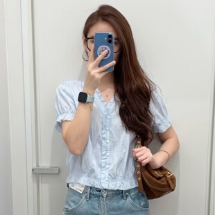 夏季女装棉质提花V领衬衫短袖衬衣木耳边短款时尚小上衣483881