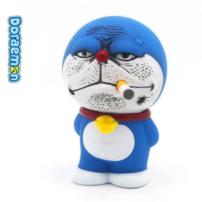 叮当猫抽烟恶搞社会哆啦a梦机器猫抽香烟汽车摆件 手办