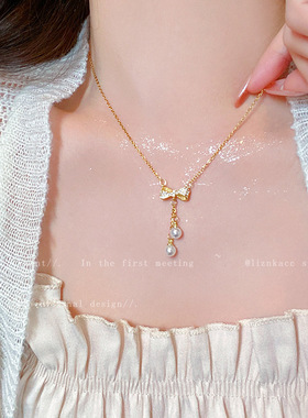 轻奢高级感蝴蝶结珍珠吊坠钛钢项链女时尚百搭高级感小清新项饰品