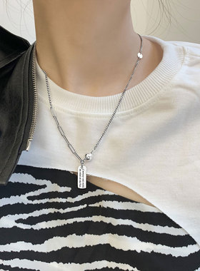 2026新款银色方牌项链女轻奢小众设计嘻哈几何重工网红气质锁骨链