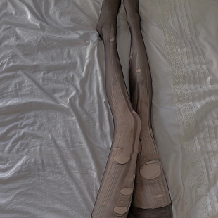 丝袜女黑色显瘦情侣破洞薄款 美腿薄款 连脚袜 猫：不要撕啊 做你