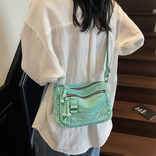 牛仔布斜挎包新款百搭复古单肩包休闲时尚通勤超火斜挎小布包包女