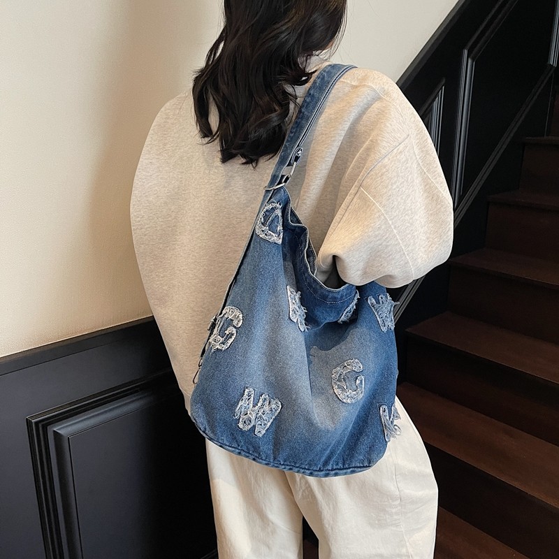 新款牛仔布托特包女生慵懒风大容量可双肩轻便短途旅行单肩斜挎包,箱包皮具/热销女包/男包,托特包,淘宝优惠券,粉丝福利购,淘宝优惠卷