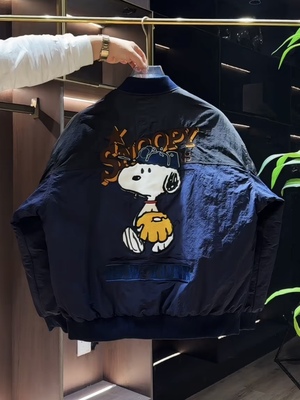 冬季新款卡通刺绣棒球领羽绒服男女同款潮牌宽松白鸭绒棒球服外套