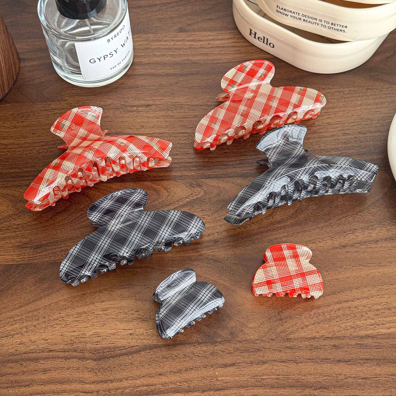 2025新款亚克力韩国小抓夹时尚OL刘海顶夹发夹高马尾格纹鲨鱼夹