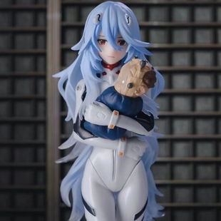 二次元EVA动漫少女长发绫波丽抱熊剧场版手办模型桌面机箱摆件