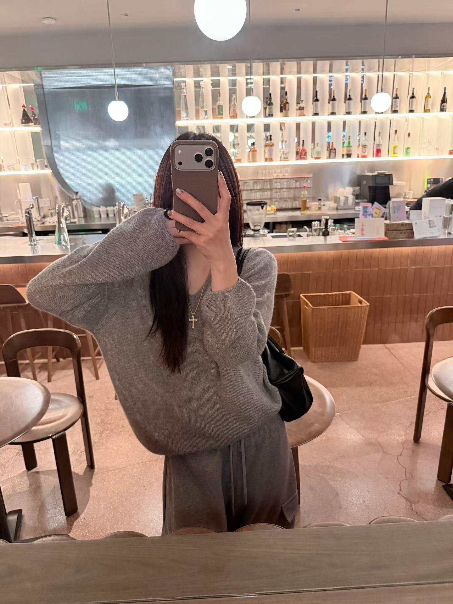 韩国东大门正品女装2026秋季新款百搭显瘦V领薄款长袖针织衫毛衣