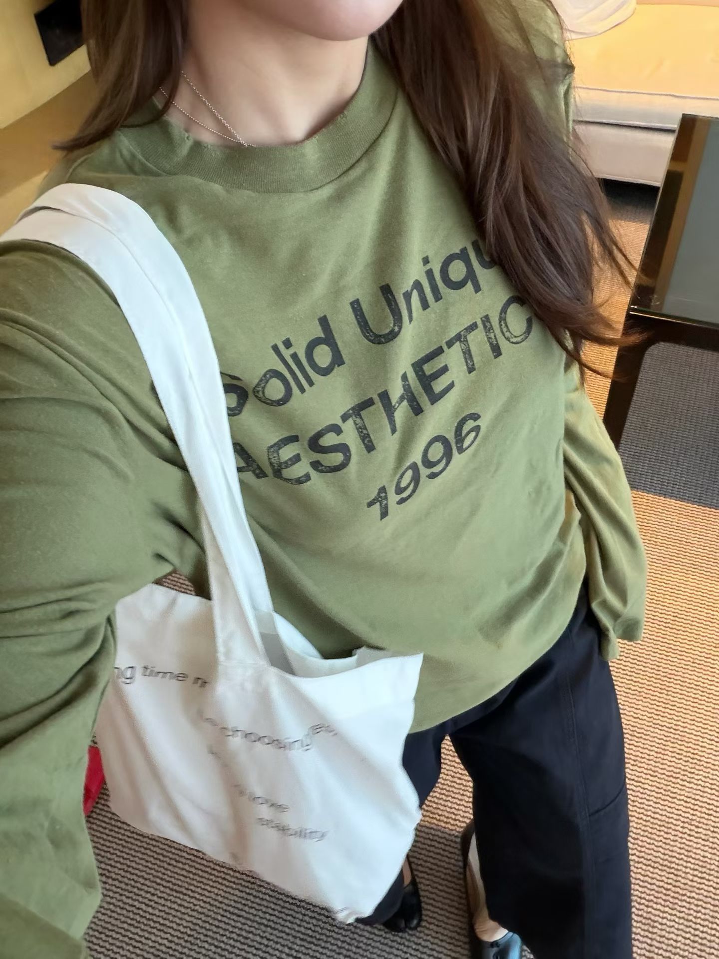 韩国东大门正品2026秋季新款时尚百搭显瘦圆领长袖字母防晒上衣女