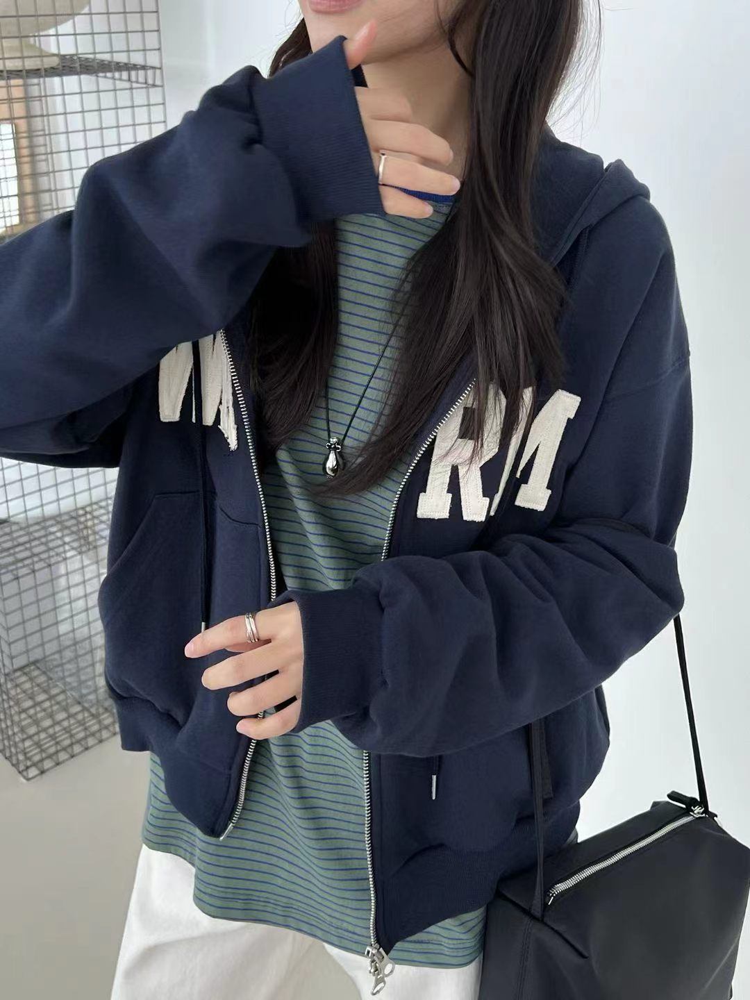 韩国东大门正品女装2026秋季新款百搭显瘦连帽卫衣女宽松休闲上衣
