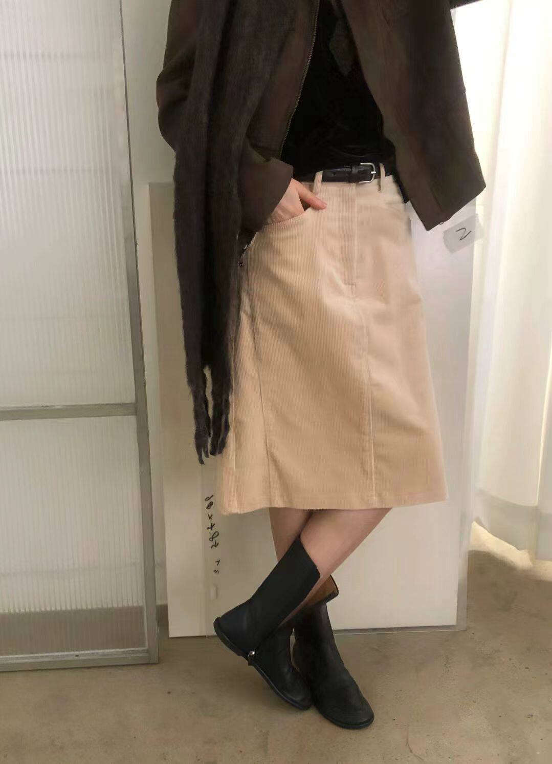 lake韩国东大门正品女装百搭显瘦高腰开叉灯芯绒直筒休闲半身裙