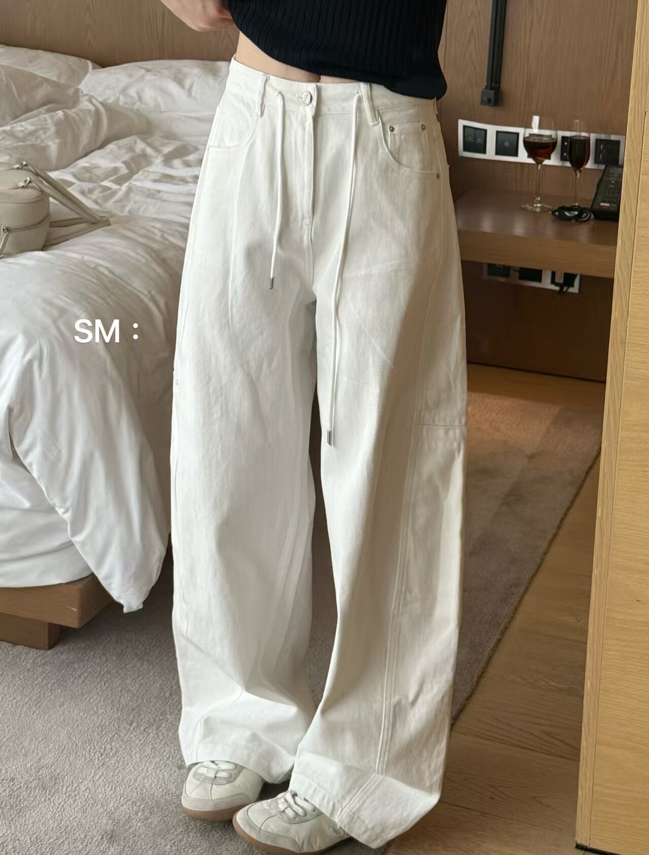 韩国东大门女装2026春夏高品质高腰抽绳净版腰带阔腿直筒牛仔裤女