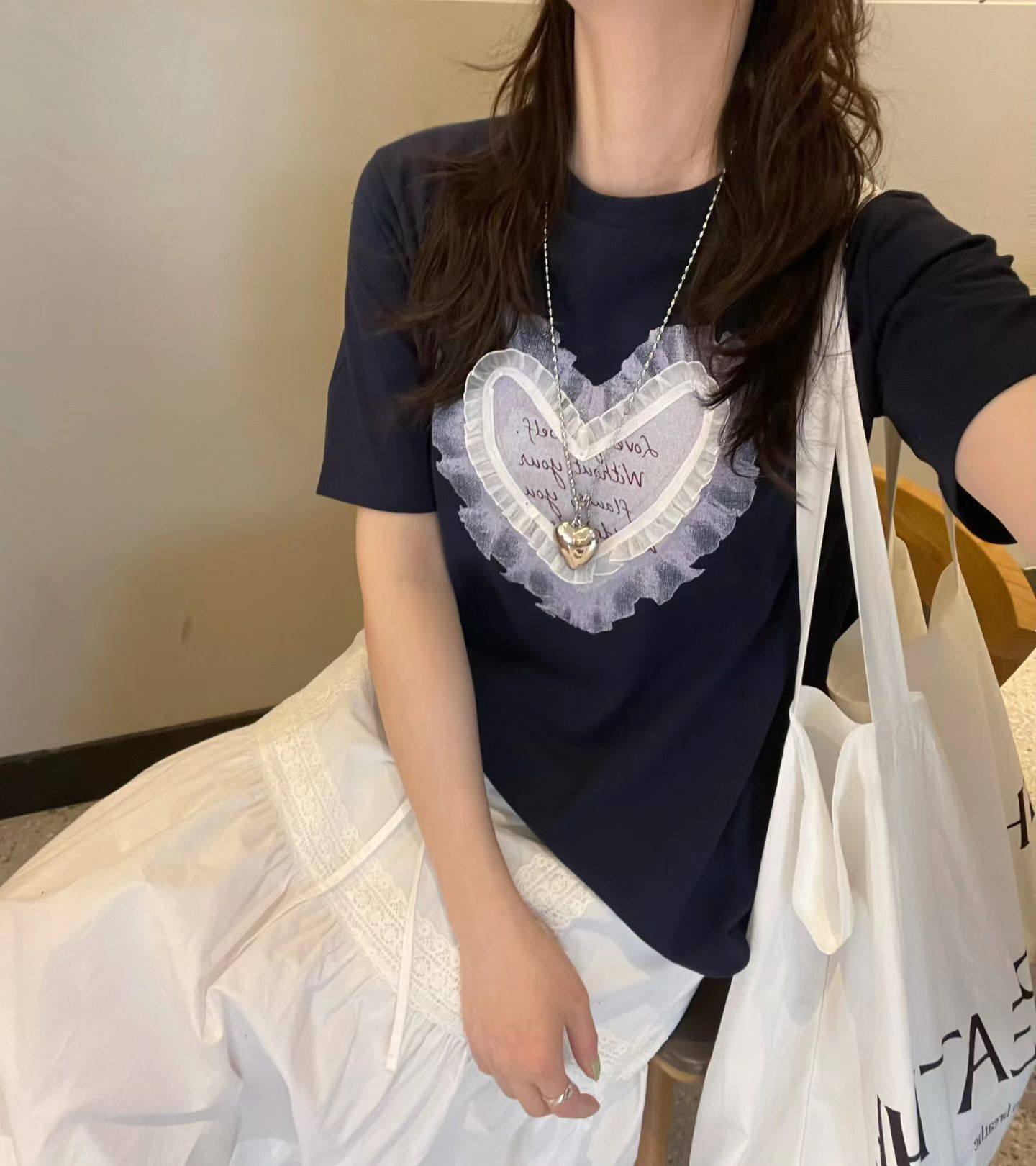 韩国东大门正品女装夏季新圆领短袖爱心立体蕾丝印花宽松百搭T恤