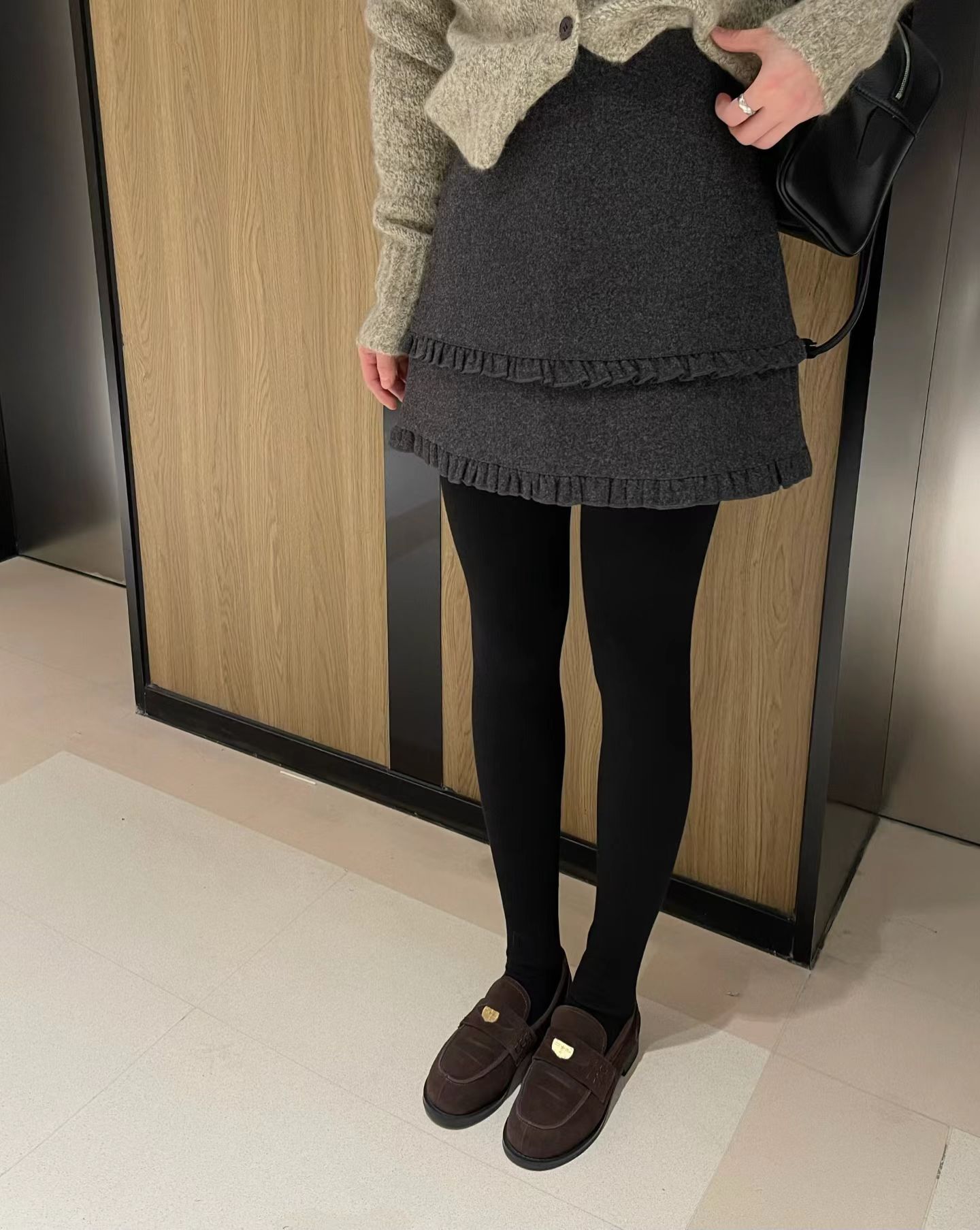 韩国东大门正品女装秋冬高品质高腰显瘦百搭双层木耳边A字半身裙