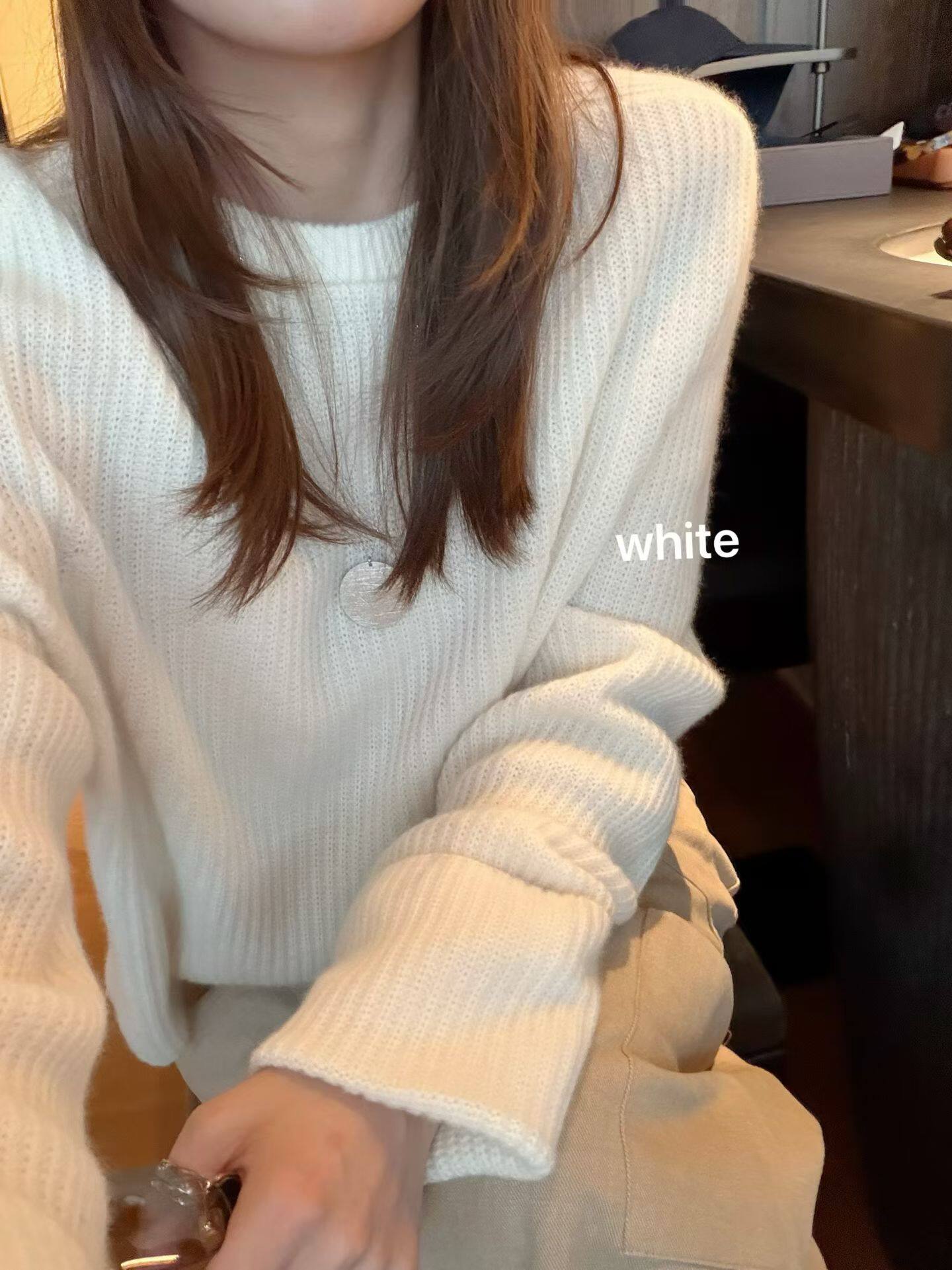 韩国东大门正品女秋季新款百搭显瘦圆领卷边长袖山羊绒针织衫毛衣