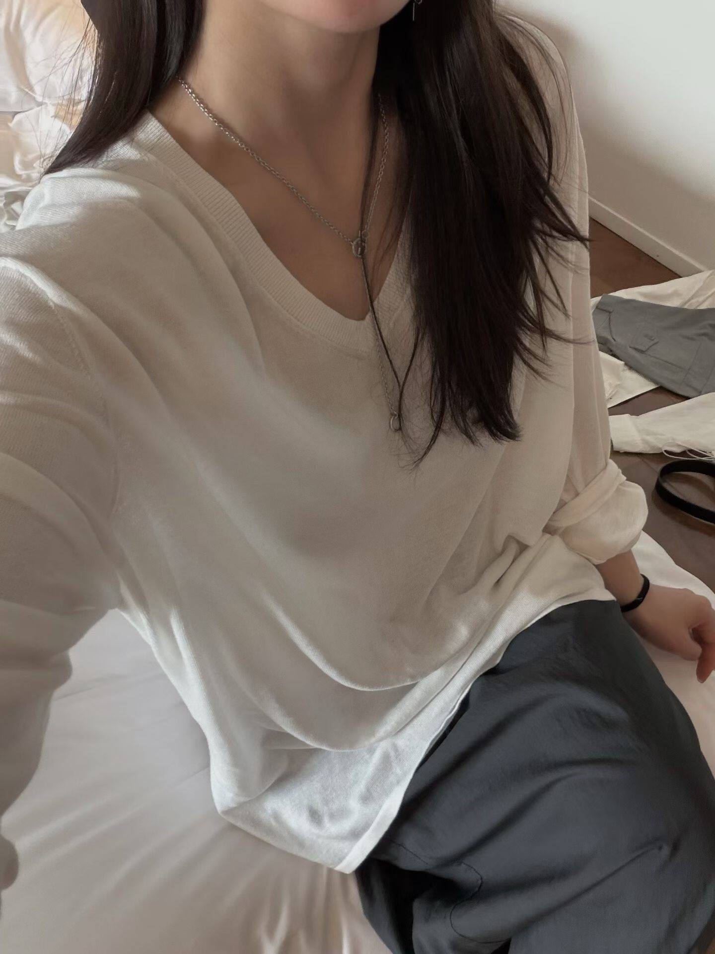 韩国东大门正品女装 2026春夏夏款v领宽松大版型薄款冰线针织衫
