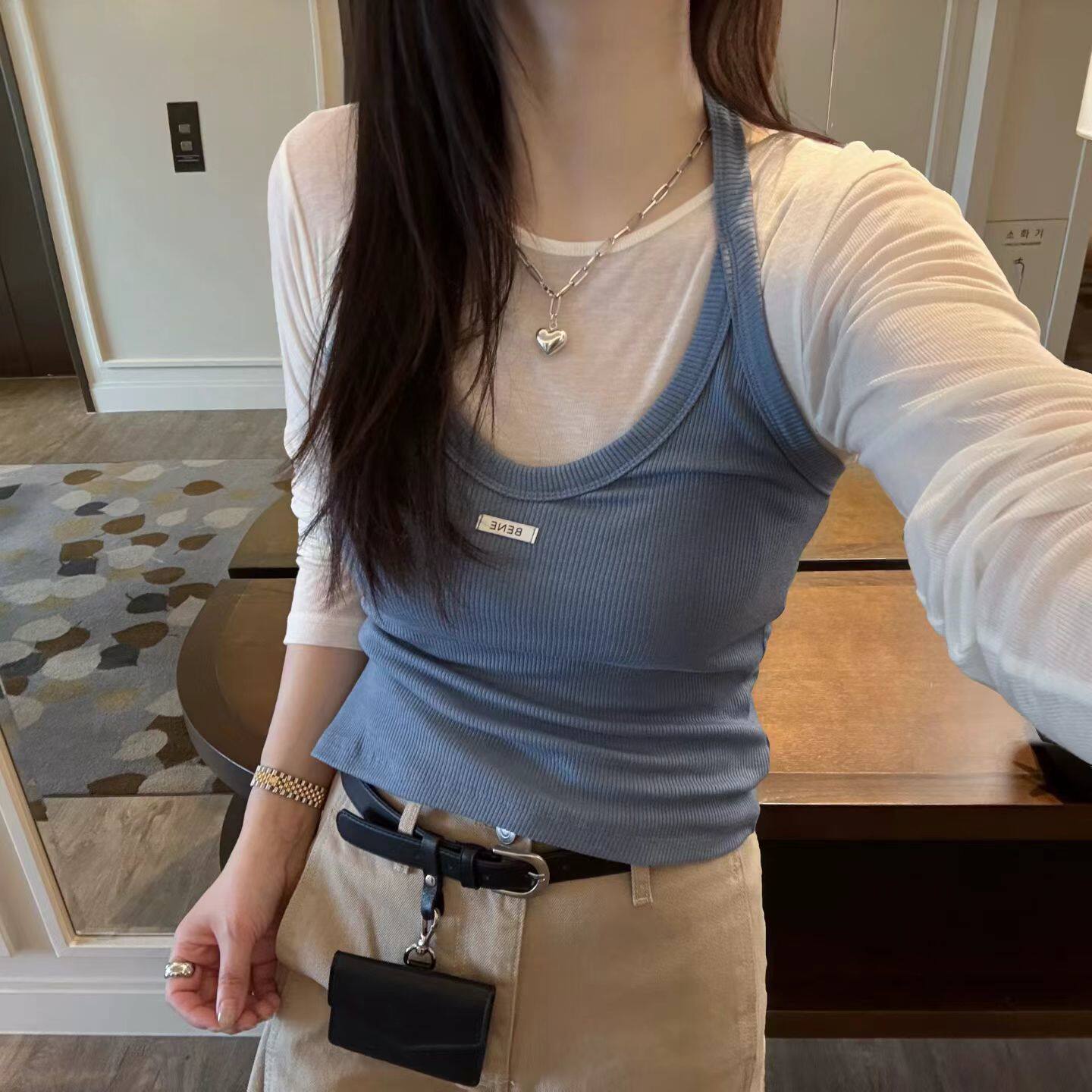 韩国东大门女装2026春夏高品质圆领长袖T恤+吊带背心两件套女上衣
