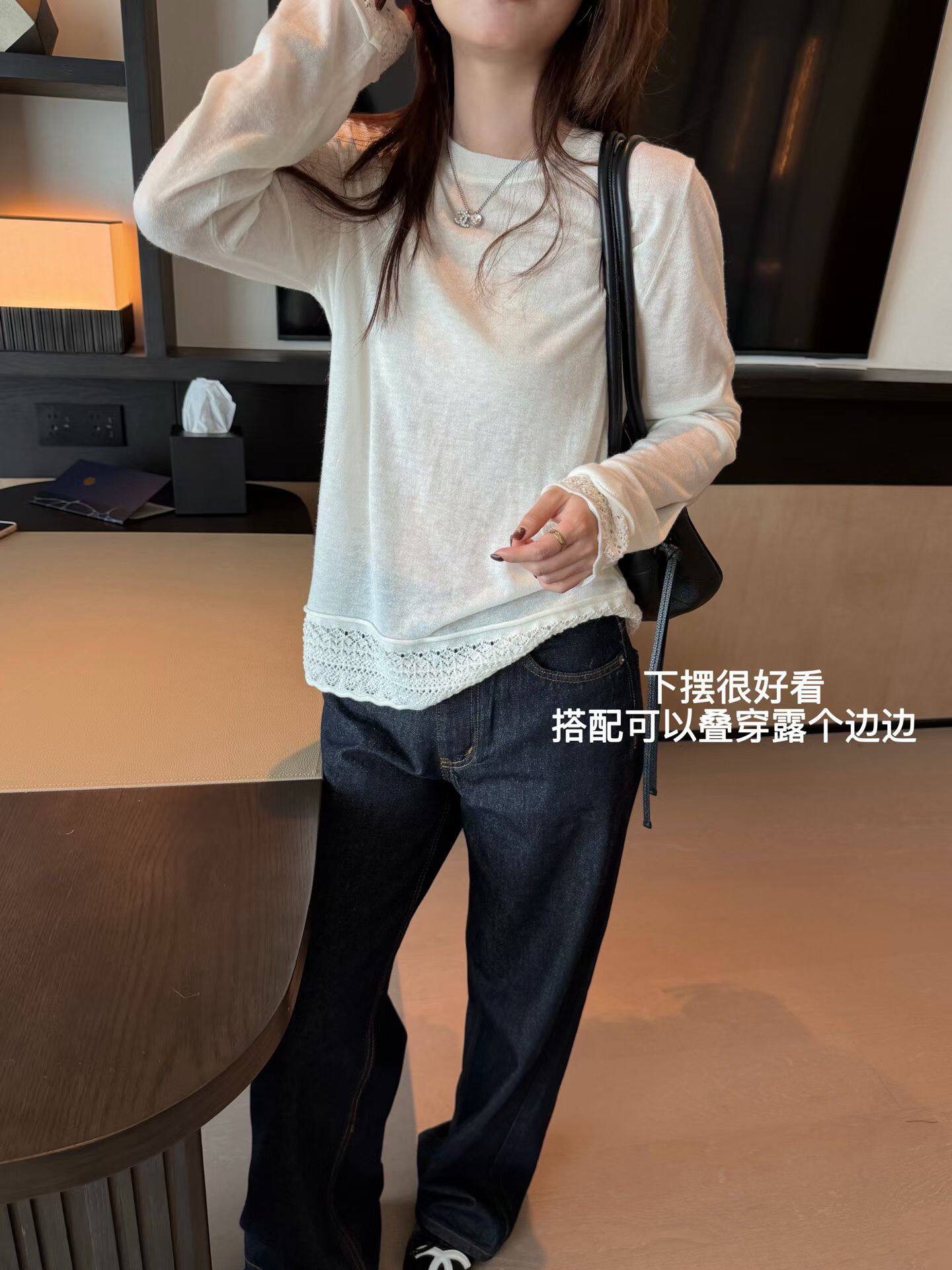 韩国东大门正品女装2026秋季新款百搭显瘦圆领长袖拼蕾丝打底衫