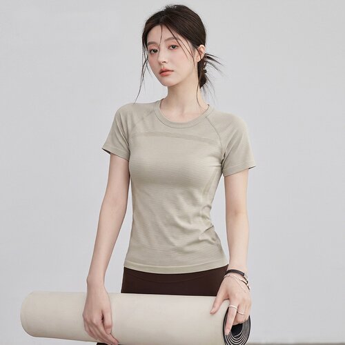 夏季短袖女2026新款修身透气运动上衣跑步普拉提骑行瑜伽套装女