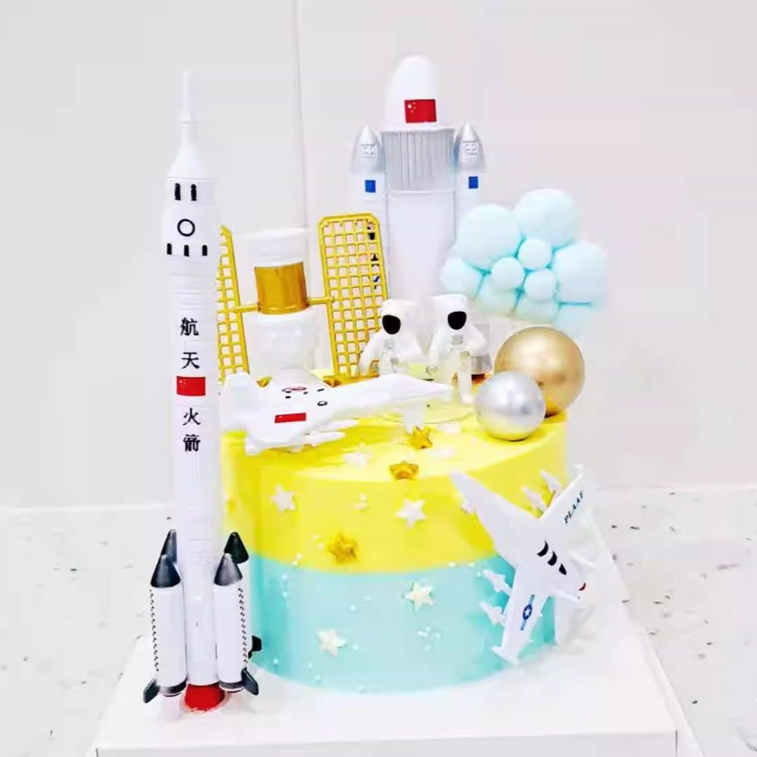 太空宇宙飞船飞机男孩生日蛋糕