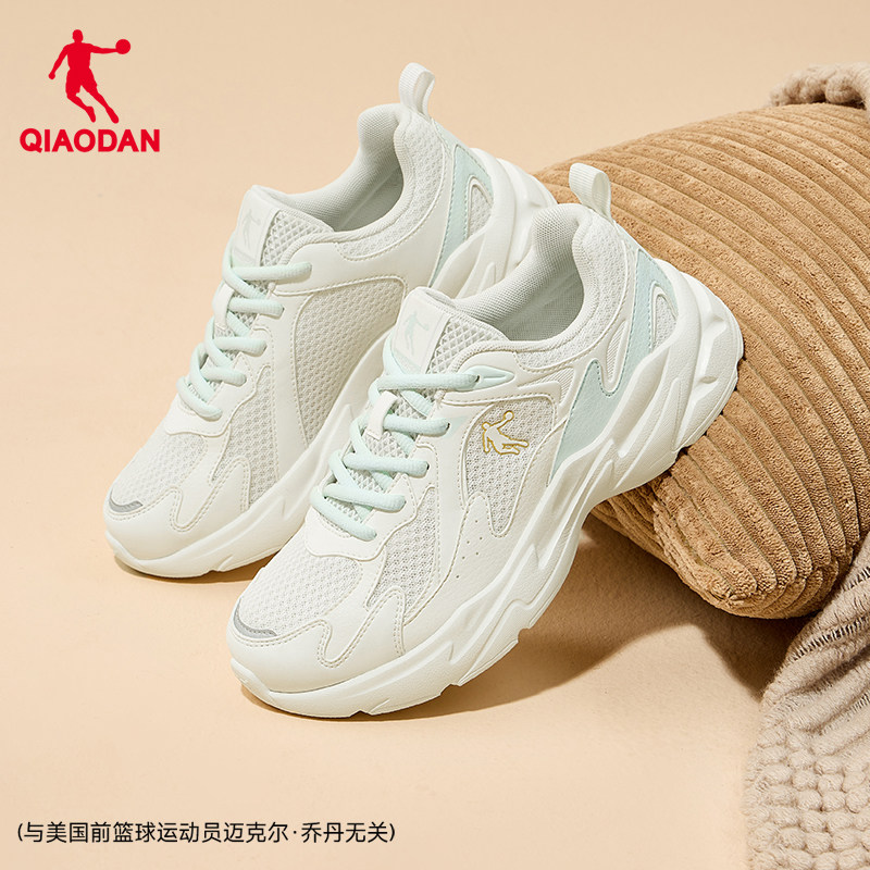 乔丹运动鞋女2026夏季新品网面透气休闲跑步鞋系带轻便白色休闲鞋