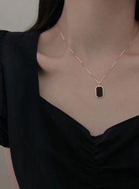 几何方牌气质简约锁骨链