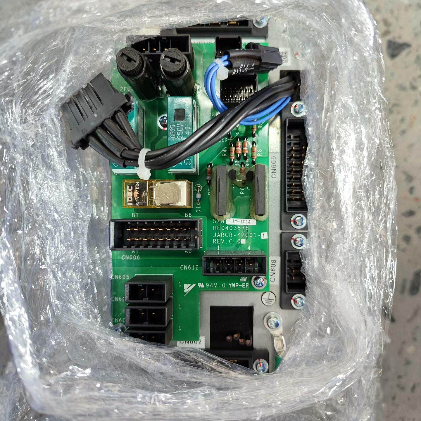 议价JZRCR-YPU01D DX100控制柜接通单元 安川工控配件维修