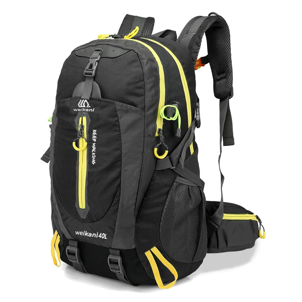 Capacious sports durable off-road backpack for hiking, 40